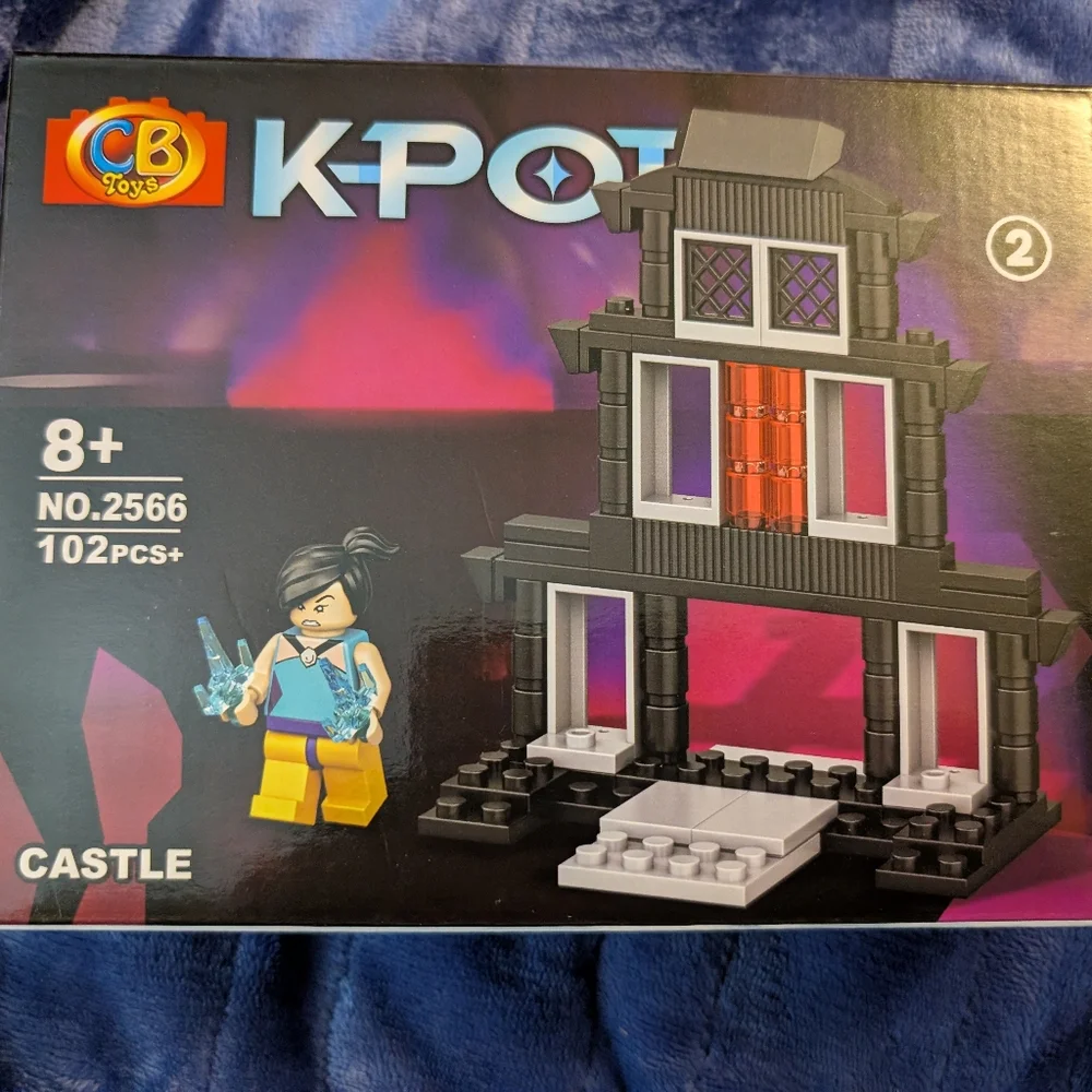 1 New KPOP Building Set - Pick One